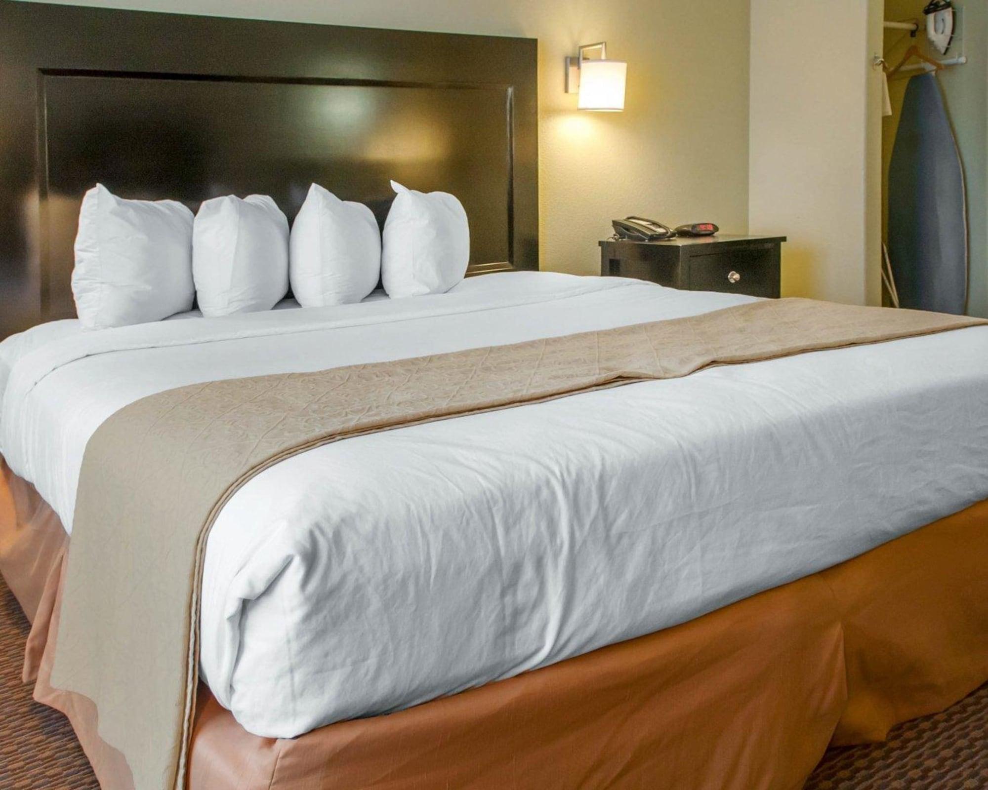 Quality Inn & Suites Gallup I-40 Exit 20 Екстер'єр фото