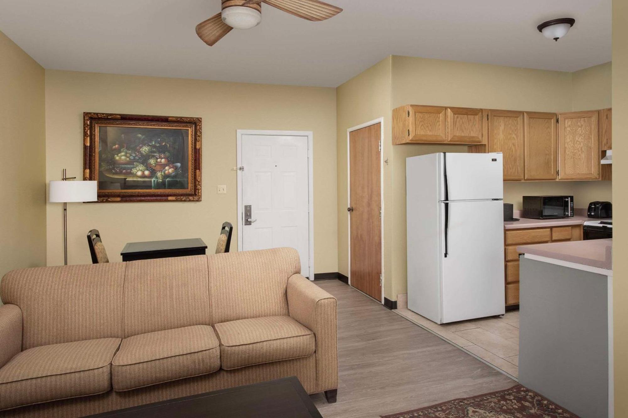 Quality Inn & Suites Gallup I-40 Exit 20 Екстер'єр фото
