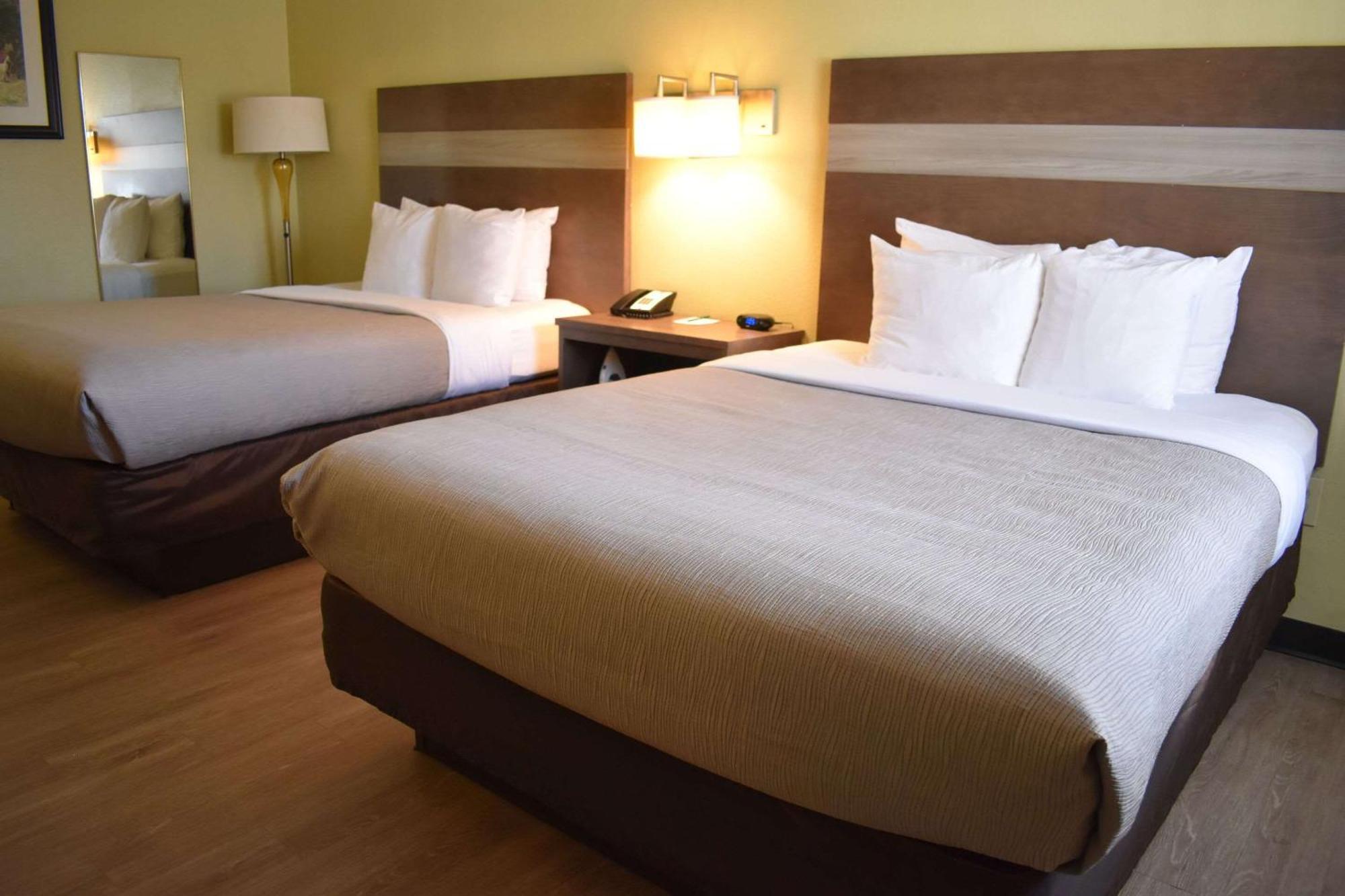 Quality Inn & Suites Gallup I-40 Exit 20 Екстер'єр фото