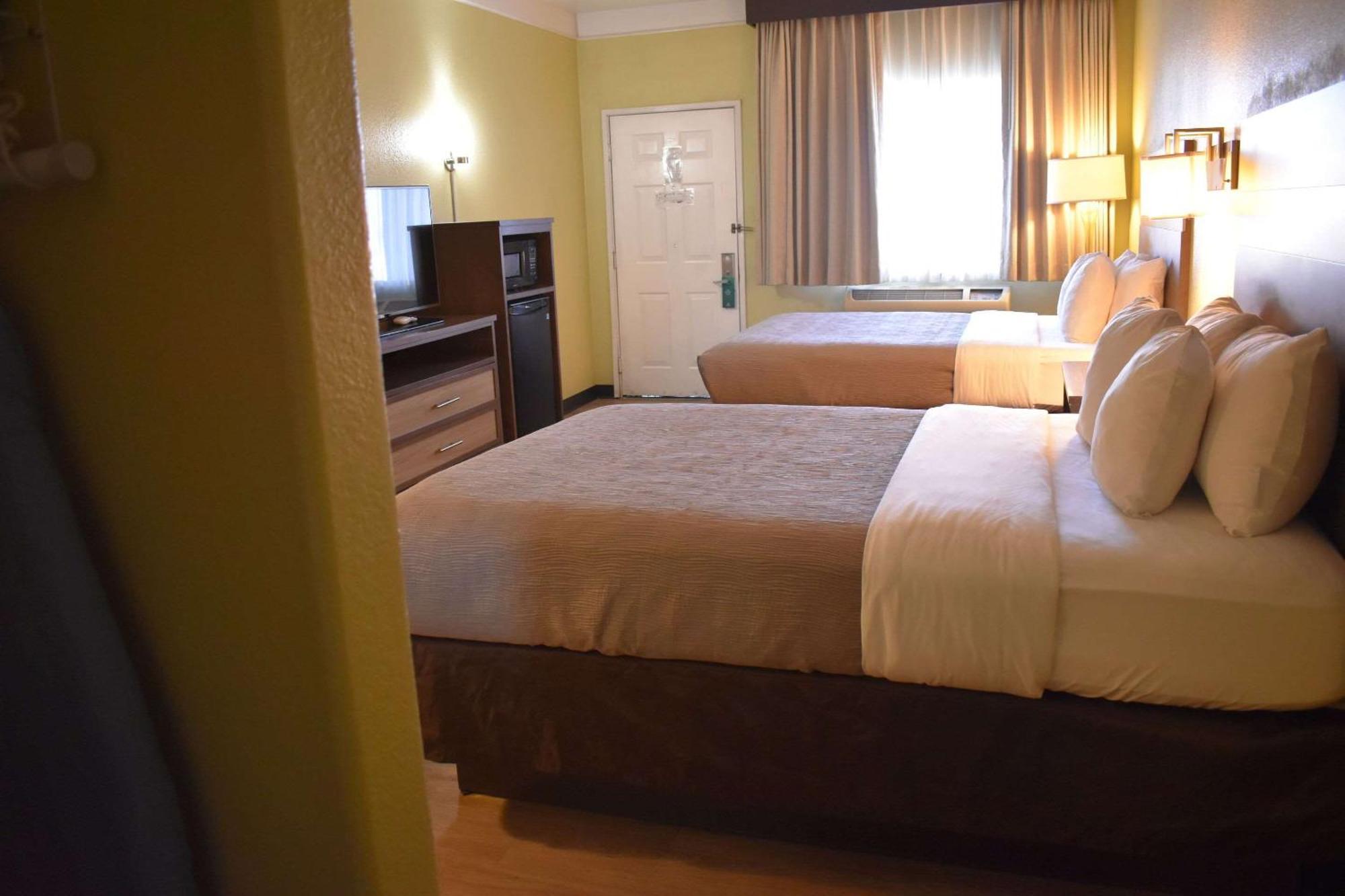 Quality Inn & Suites Gallup I-40 Exit 20 Екстер'єр фото
