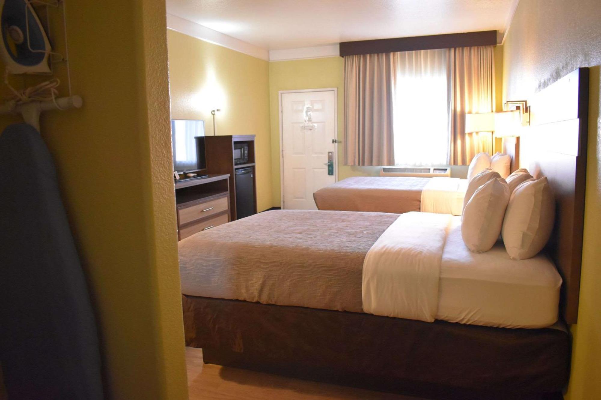 Quality Inn & Suites Gallup I-40 Exit 20 Екстер'єр фото