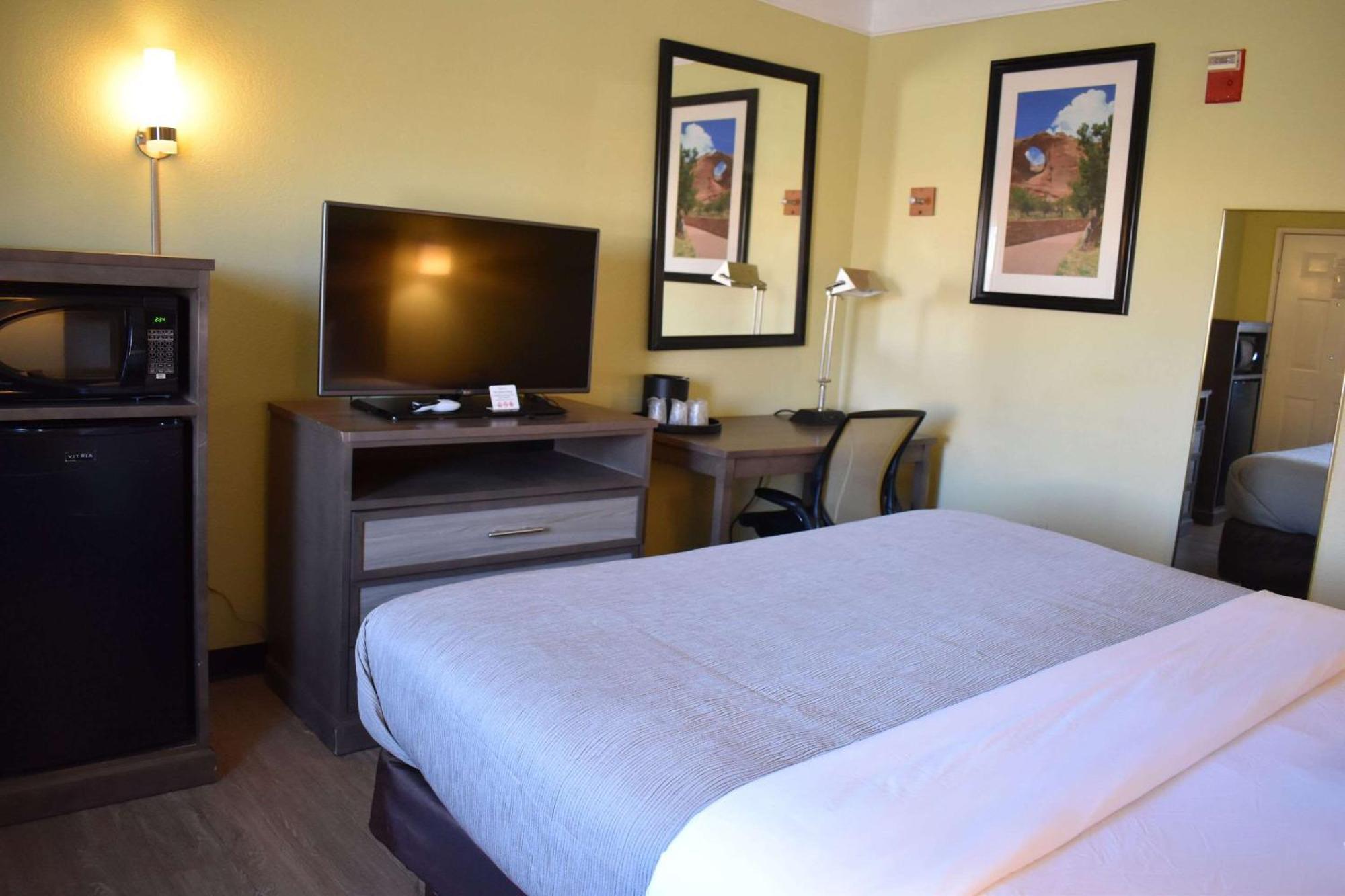 Quality Inn & Suites Gallup I-40 Exit 20 Екстер'єр фото