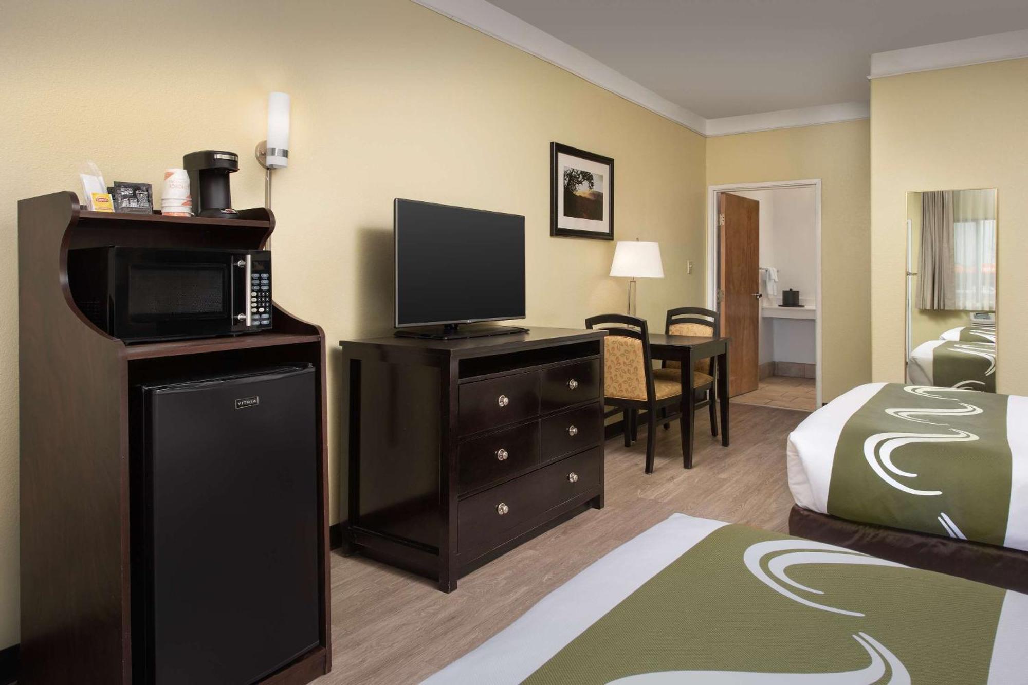 Quality Inn & Suites Gallup I-40 Exit 20 Екстер'єр фото