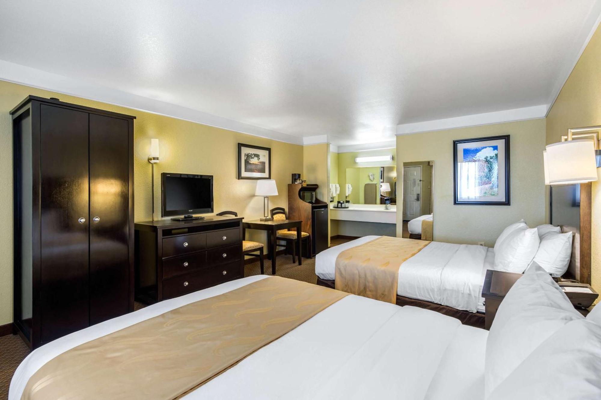 Quality Inn & Suites Gallup I-40 Exit 20 Екстер'єр фото