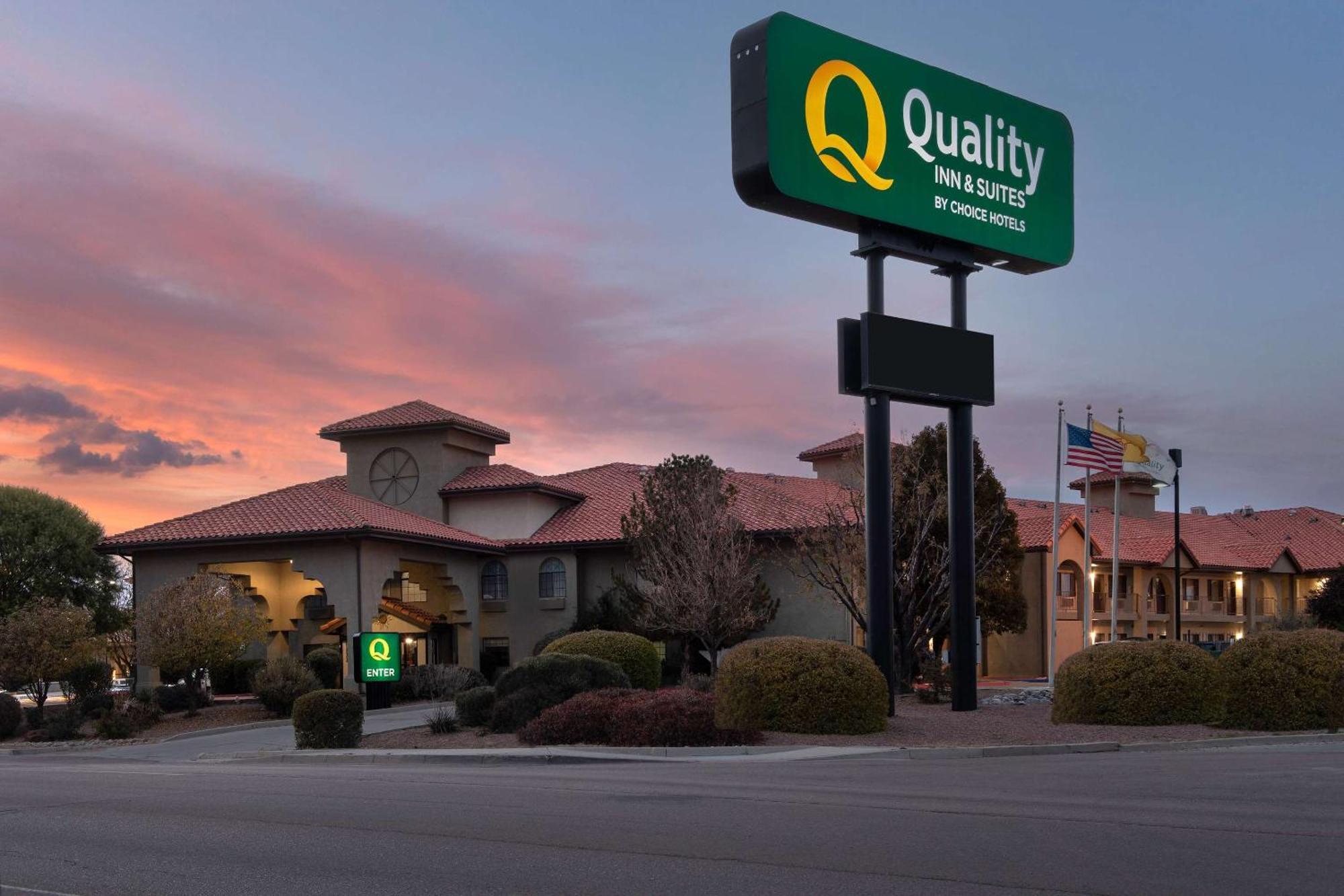 Quality Inn & Suites Gallup I-40 Exit 20 Екстер'єр фото