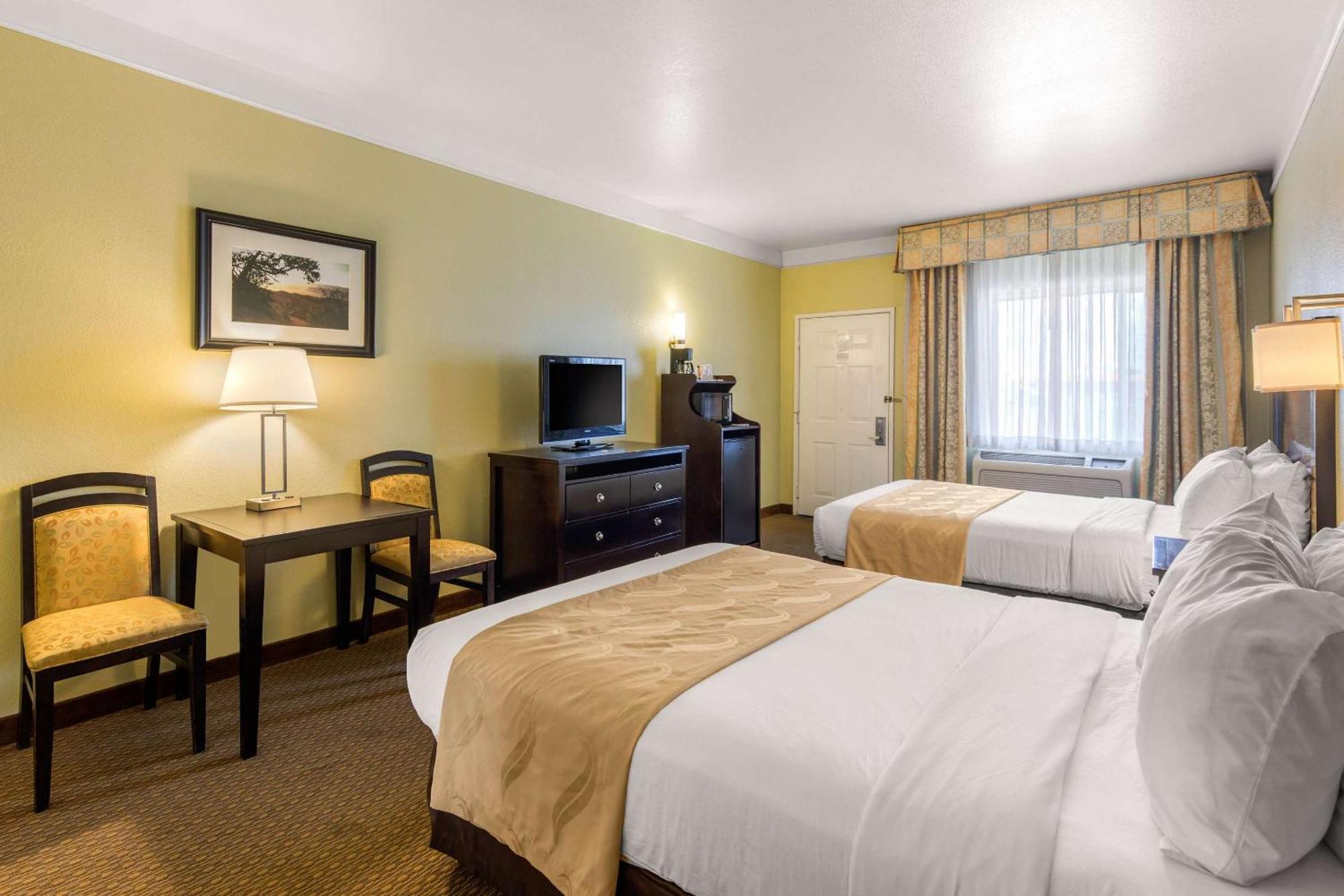 Quality Inn & Suites Gallup I-40 Exit 20 Екстер'єр фото